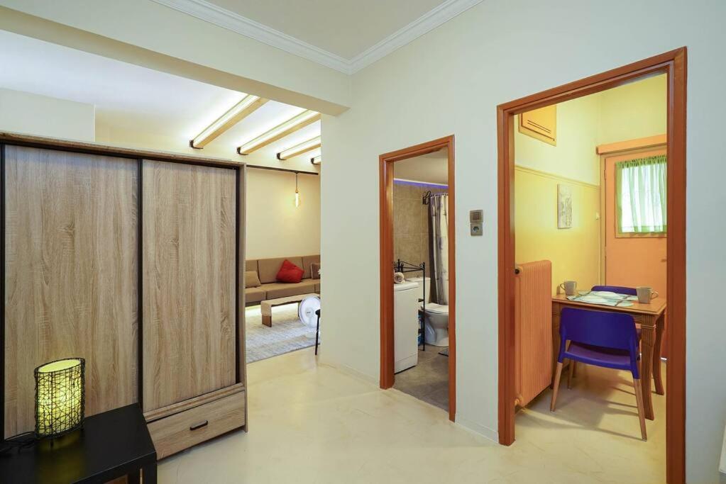 Cozy Athens Apartment / 2' From Metro Station Exterior foto